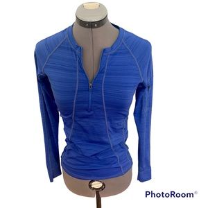Athleta fitness top long sleeve women size extra small